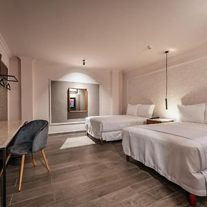 Hotel Mid Project